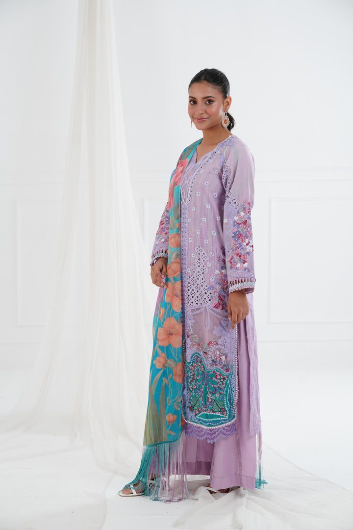 Chrysa - Afrozeh Luxury Lawn Stitched