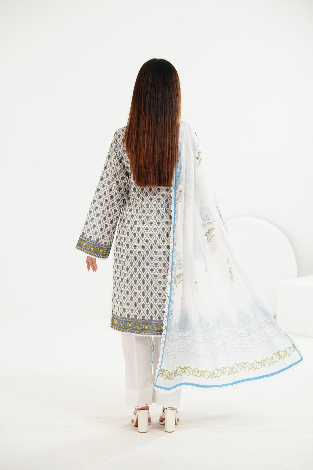 Design 3 - Sule by Coco Vol 1 - Zara Shahjahan
