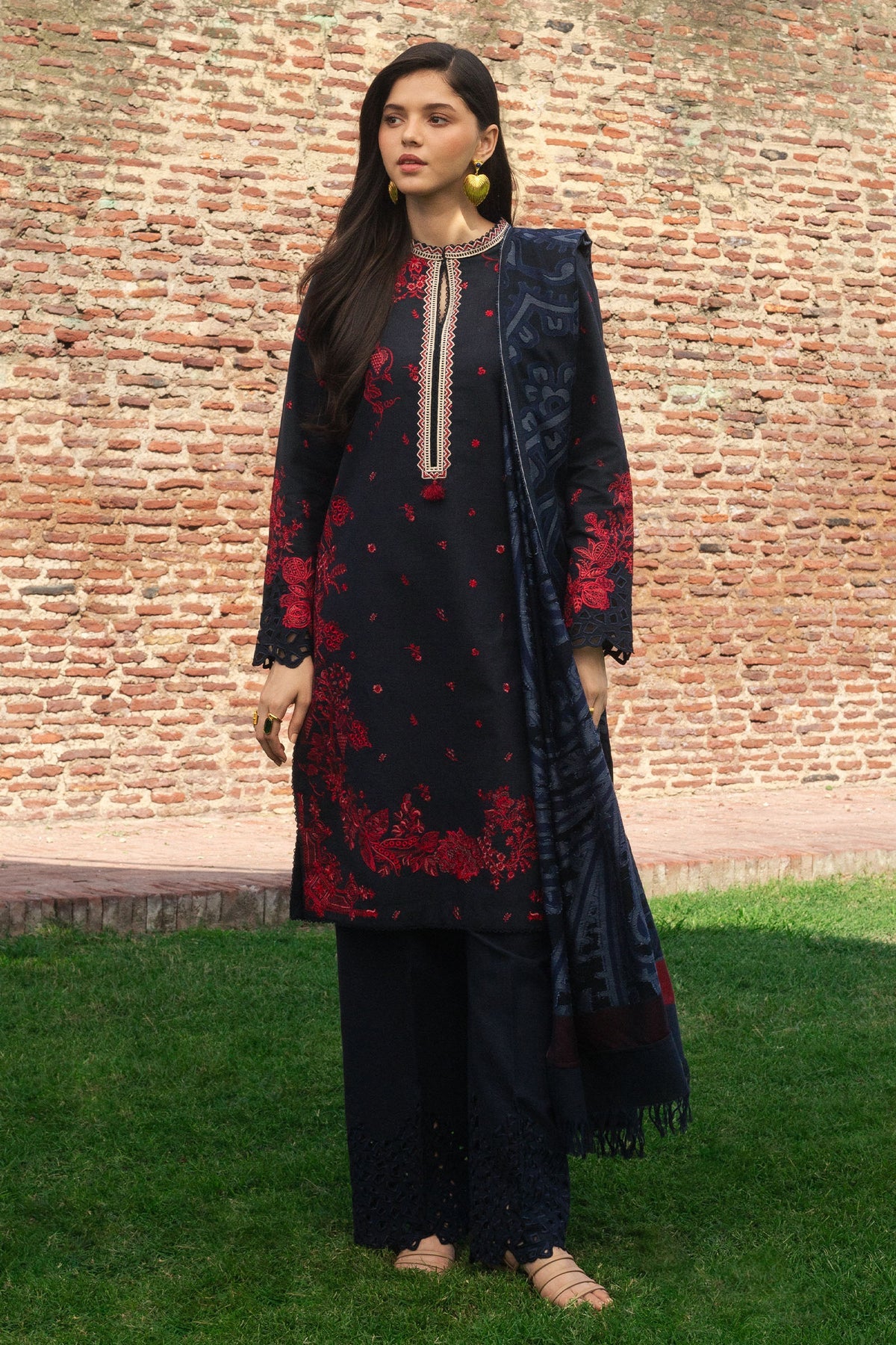 Darya-D2 - Zara Shahjahan Winter Stitched