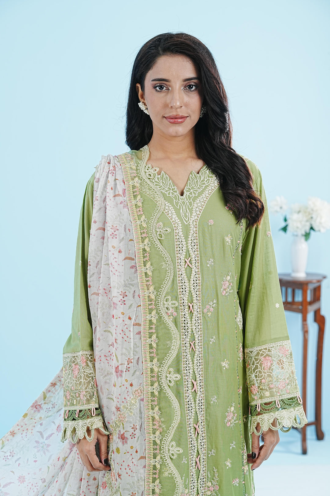 Lovisa - Qalamkar Qlinekari Lawn Stitched