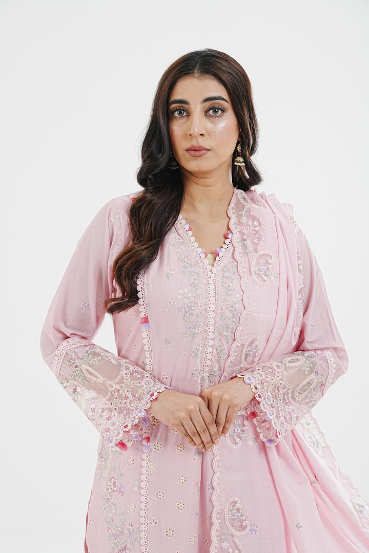 Freja - Qalamkar Qlinekari Lawn Stitched