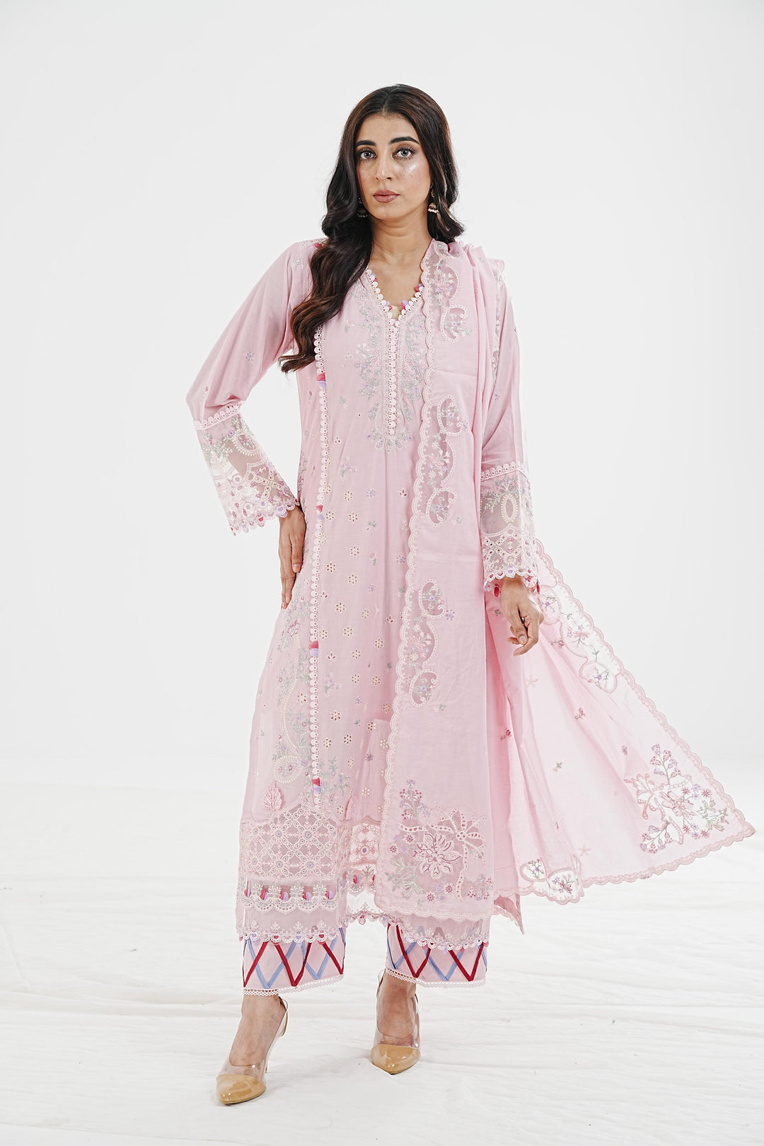 Freja - Qalamkar Qlinekari Lawn Stitched