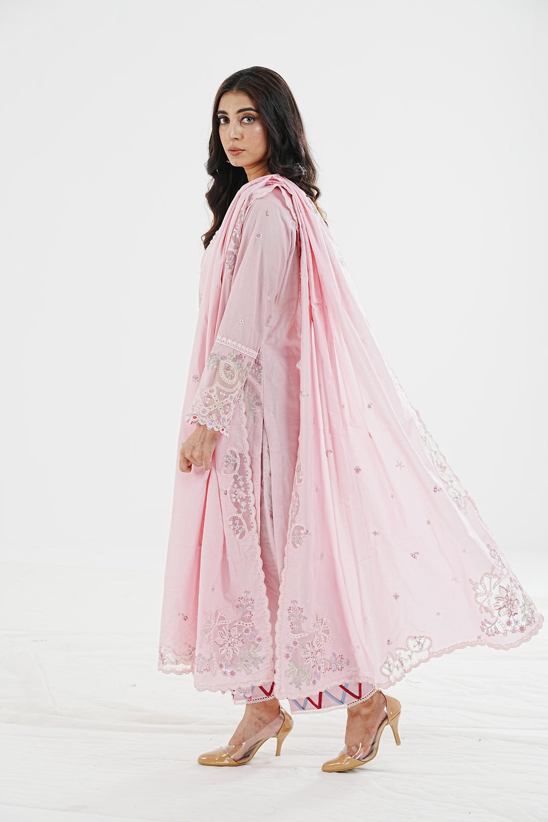 Freja - Qalamkar Qlinekari Lawn Stitched
