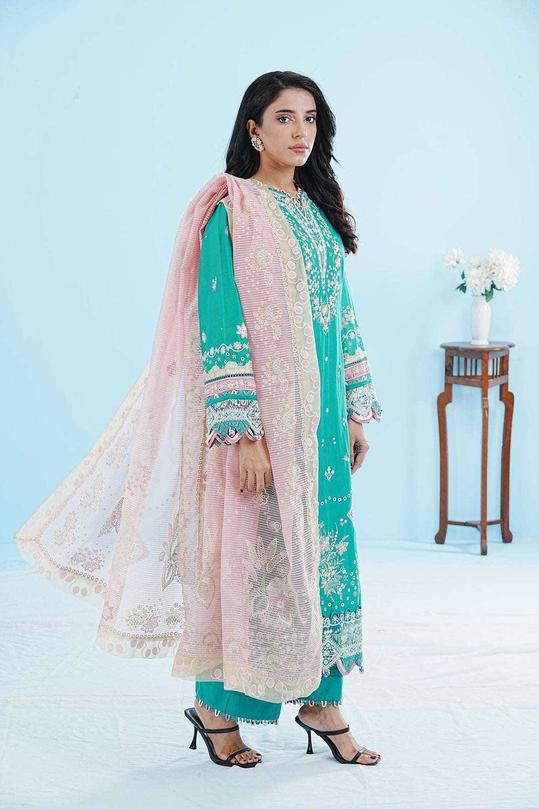 Elida - Qalamkar Qlinekari Lawn Stitched