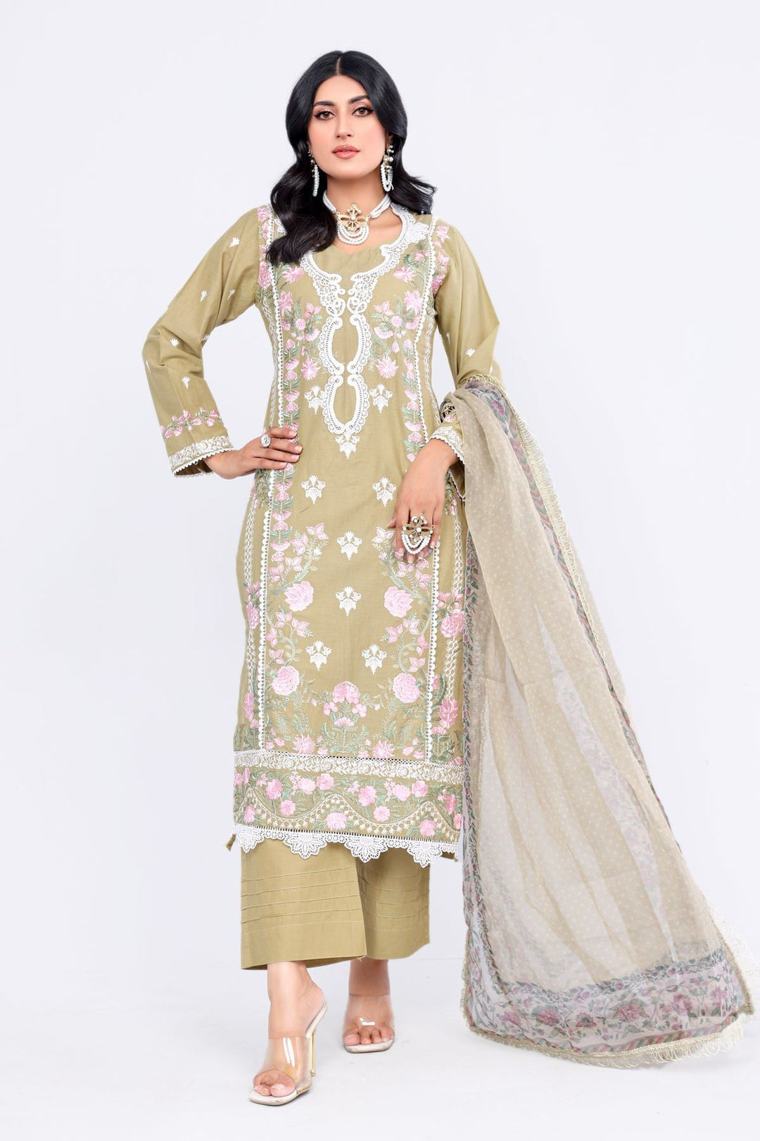 Design 4B - Sobia Nazir Luxury Lawn