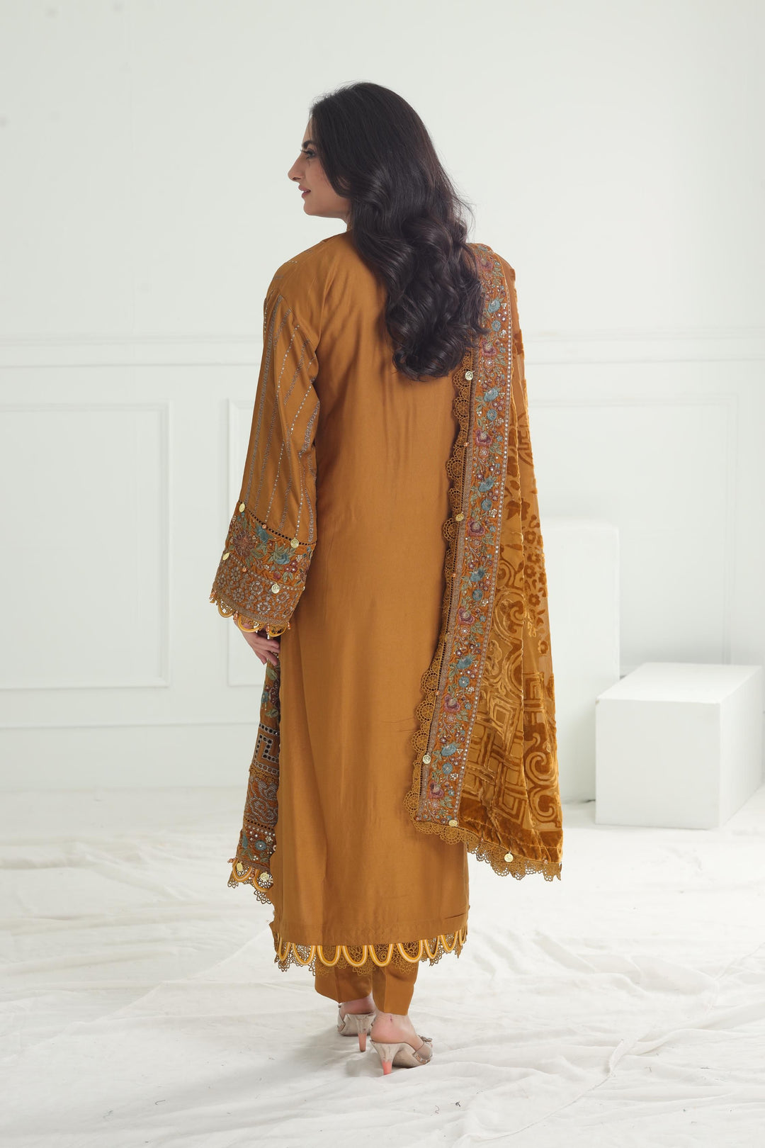 Design 07 - Maria B Winter Luxe Stitched