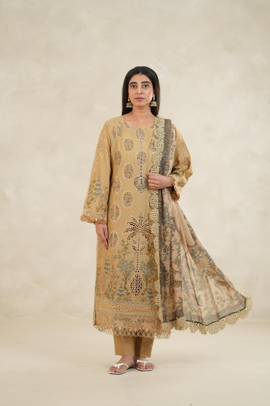 Design 5A - Maria B Luxe Stitched