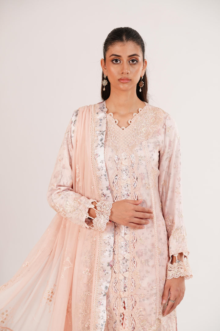 Riona - Qalamkar Chiffons Stitched