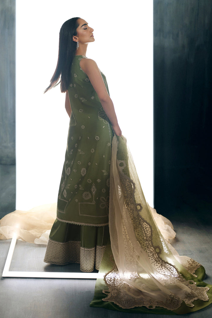 Bella - Nyra Silk Pret-A-Porter '25 Stitched
