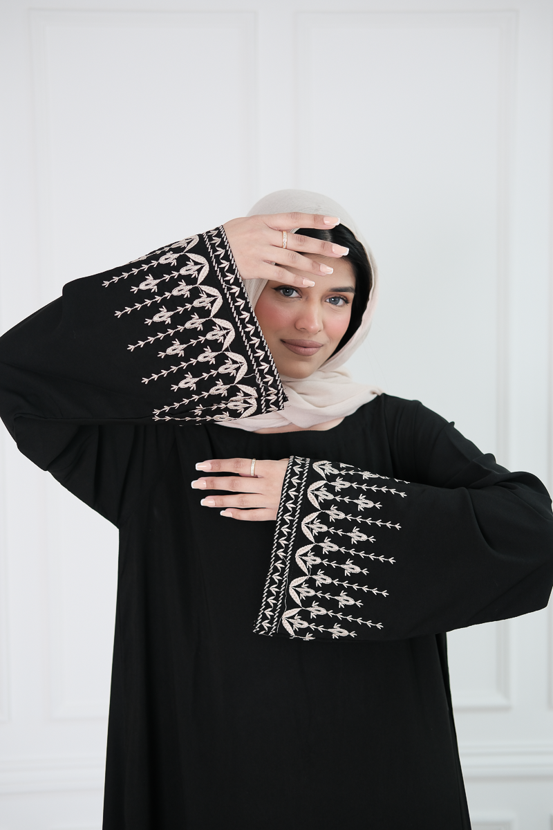 Layali Abaya