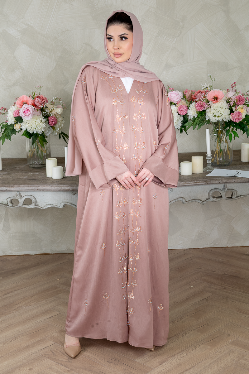 Anahi Embellished Abaya