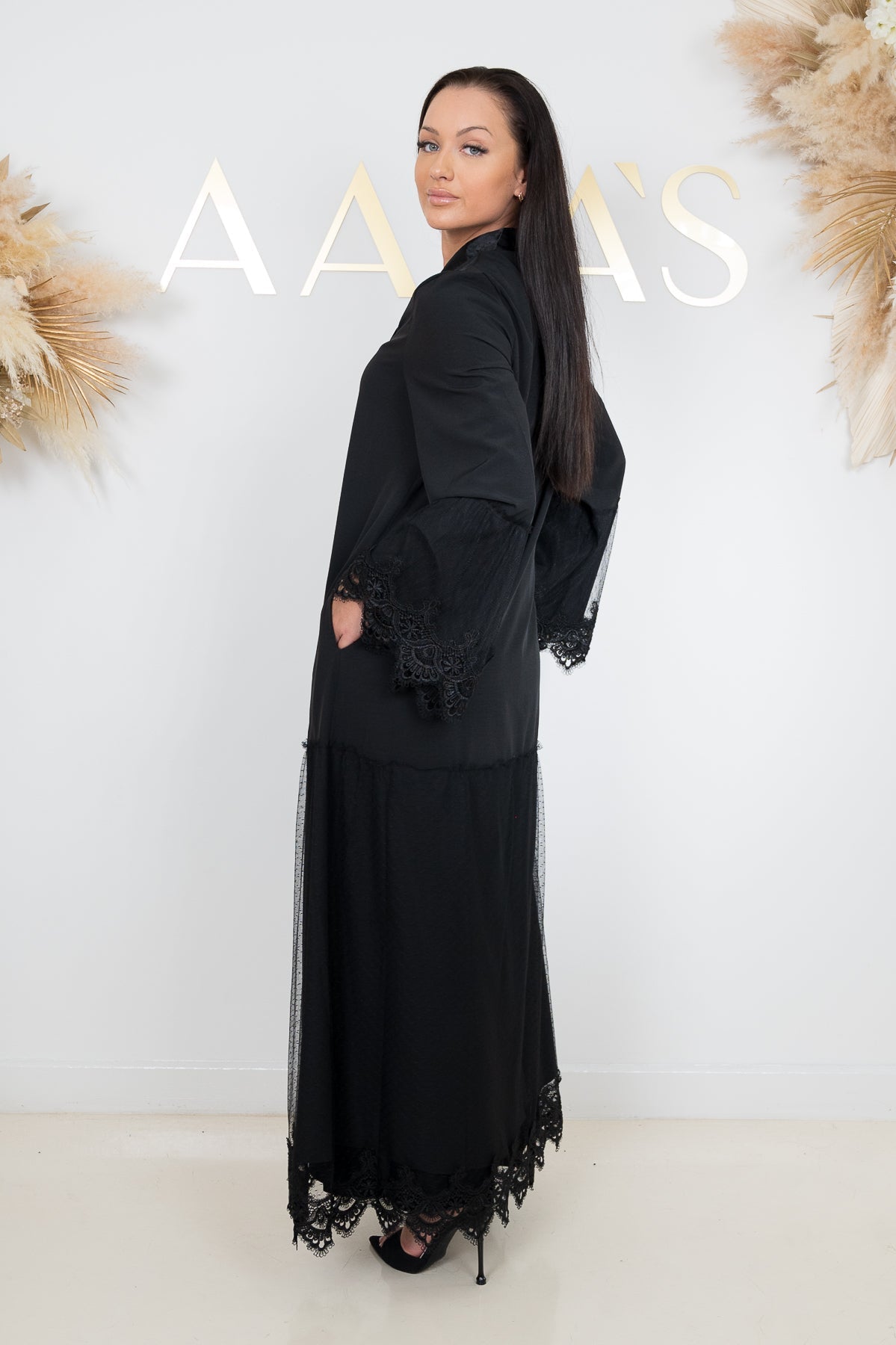 Lara Open Abaya