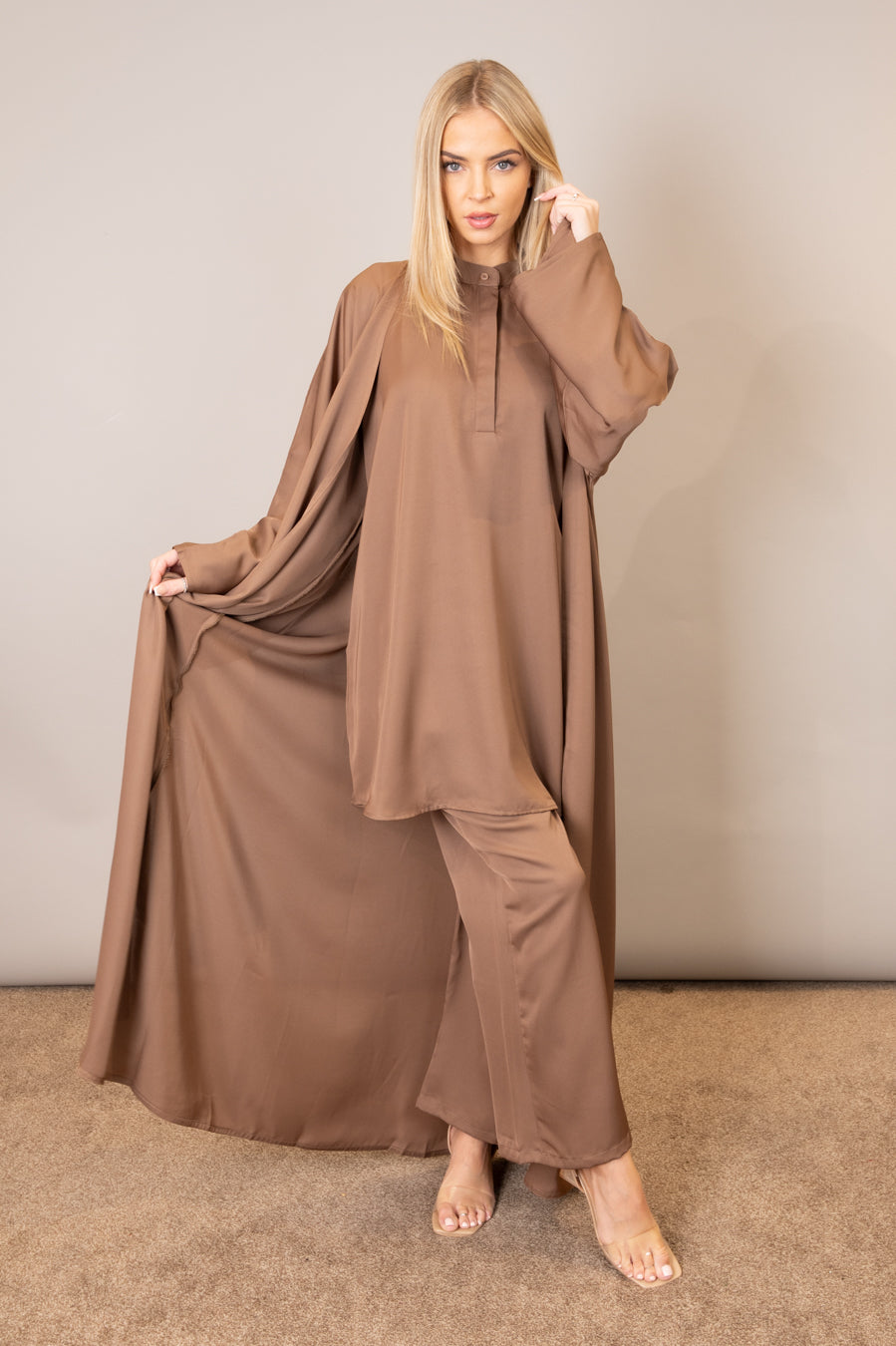 Leya Abaya Set