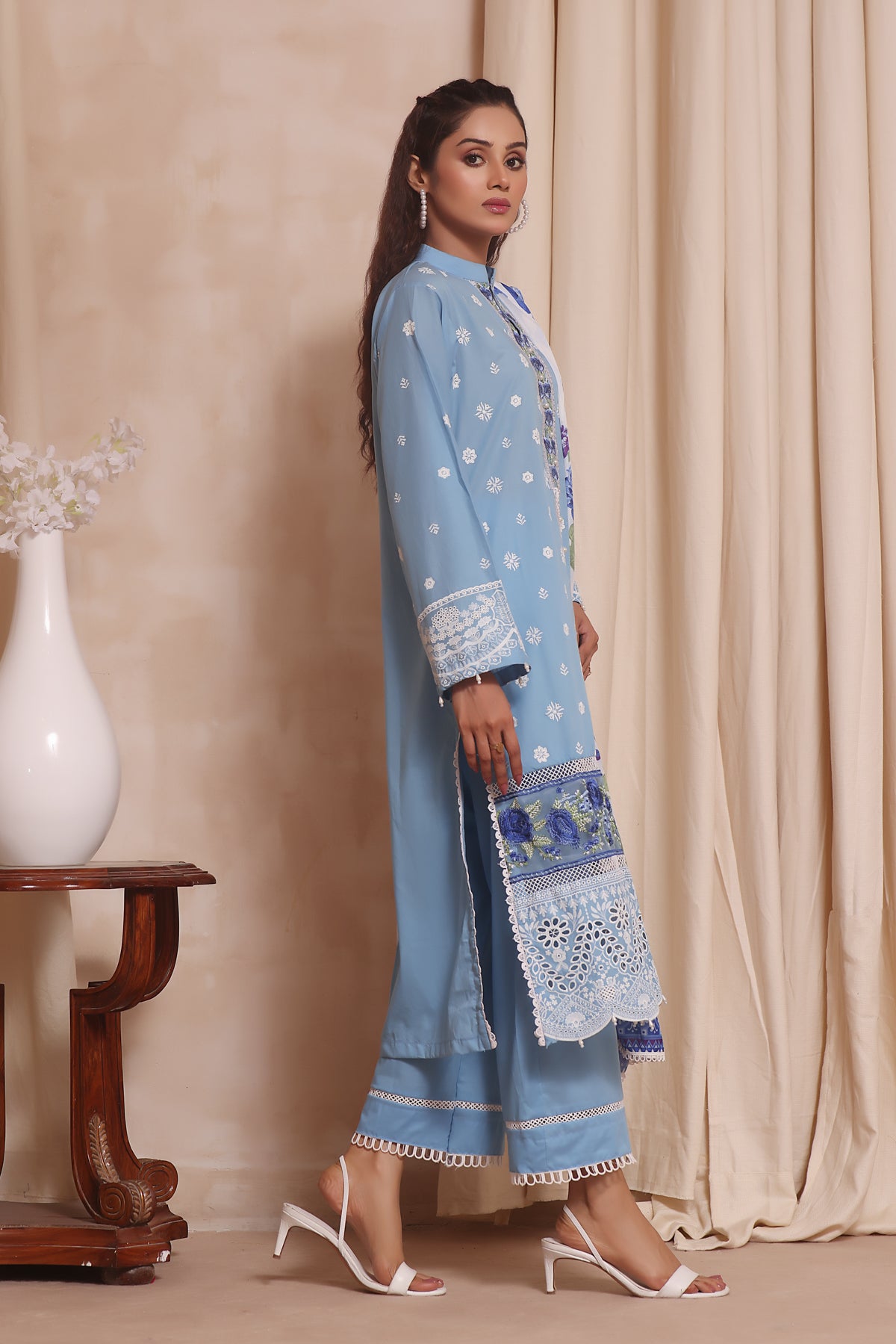 Durnaz 3 Piece Suit - Zainab Chottani