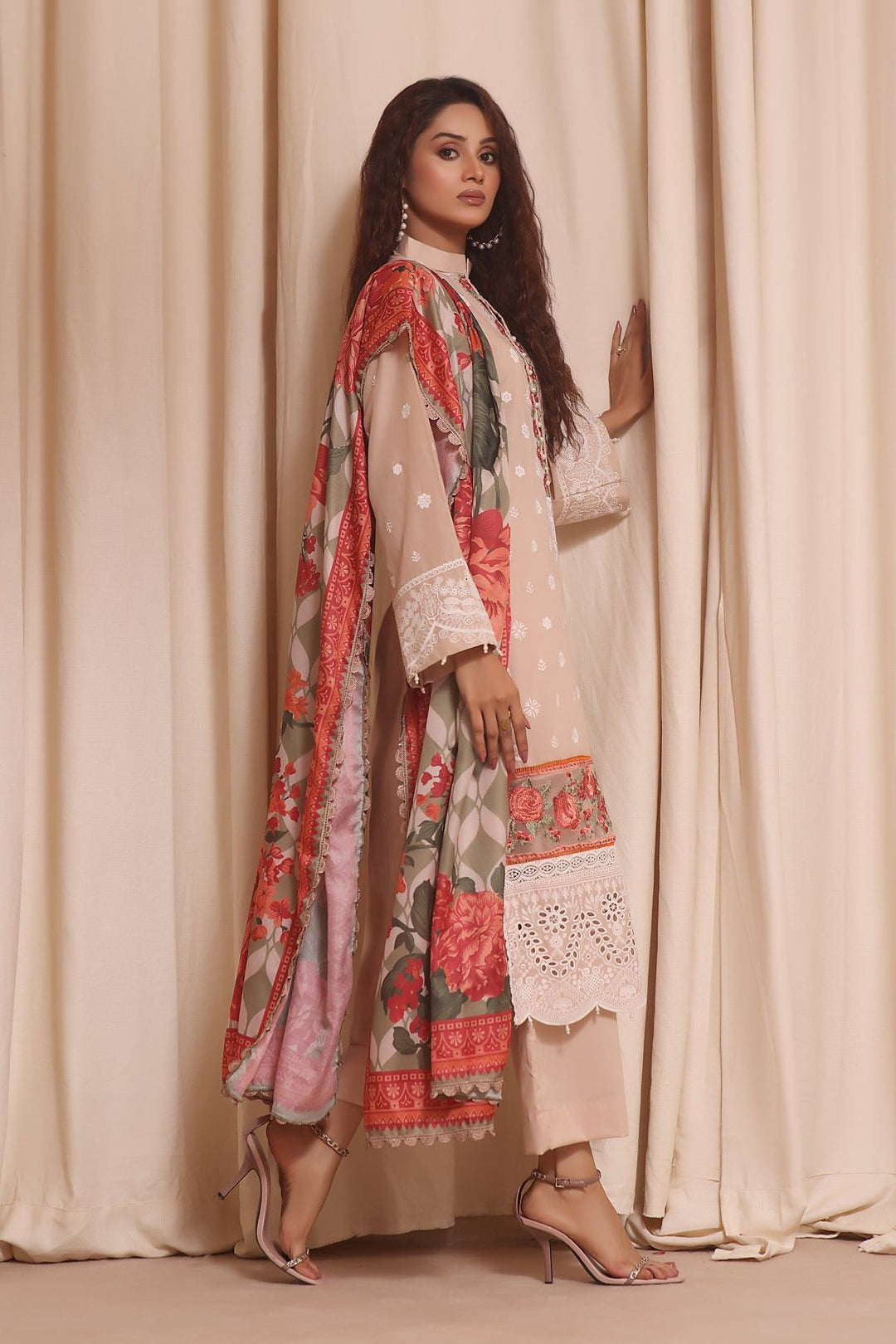 Durnaz 3 Piece Suit - Zainab Chottani
