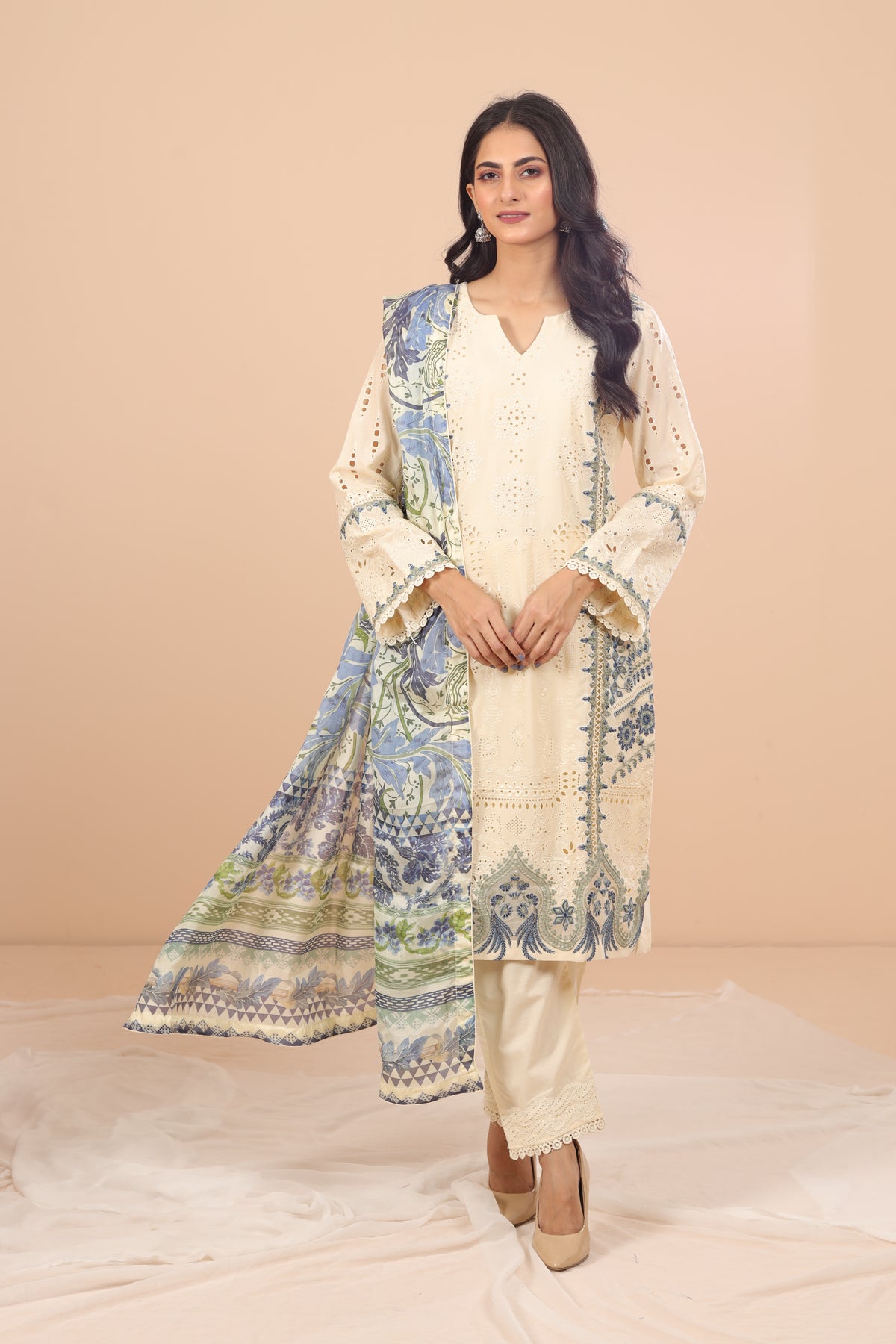 Daisy 3 Piece Suit - Elaf Chikankari Collection