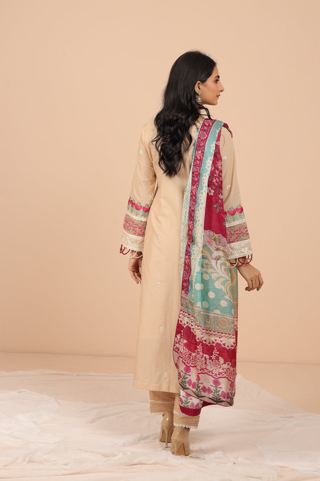 Anna 3 Piece Suit - Elaf Chikankari Collection