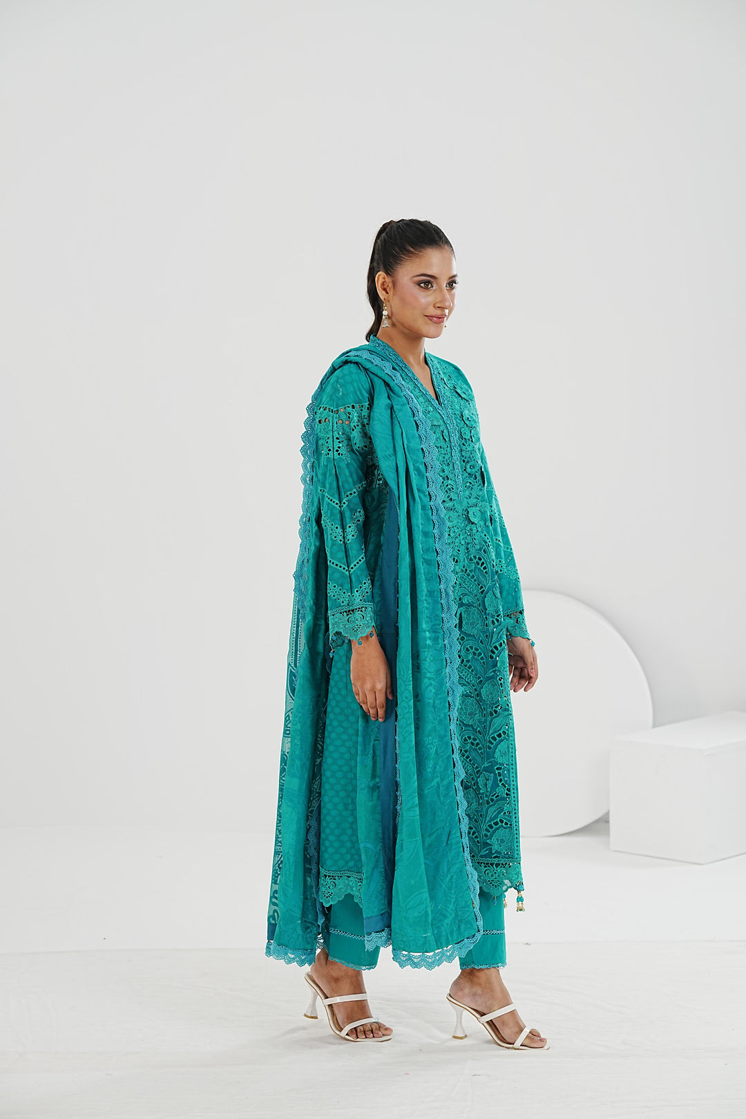 Embroidered Jacquard Lawn Ferozi Stitched Suit - Maria B