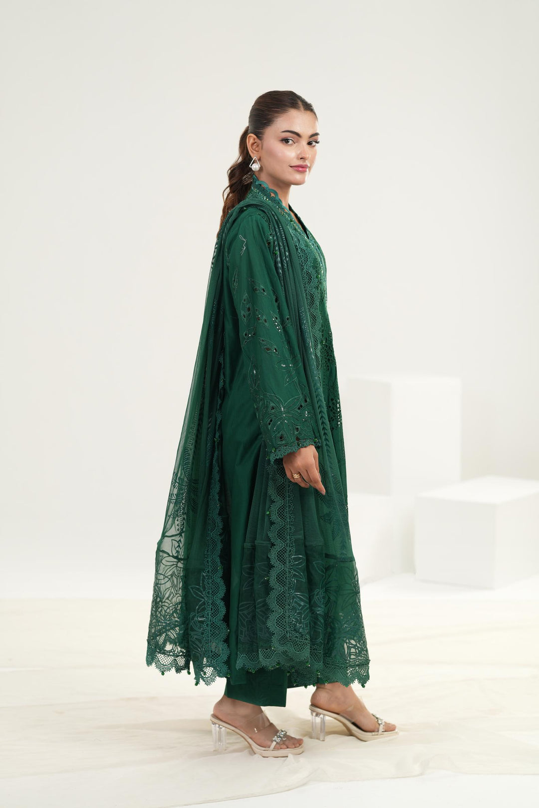 Design 4 - Maria B Luxury Lawn Stitched