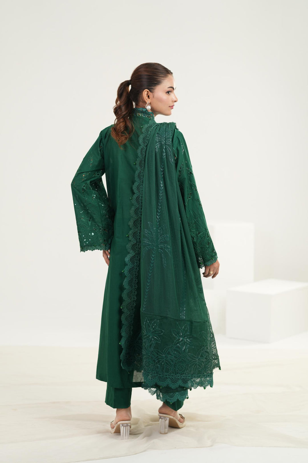 Design 4 - Maria B Luxury Lawn Stitched