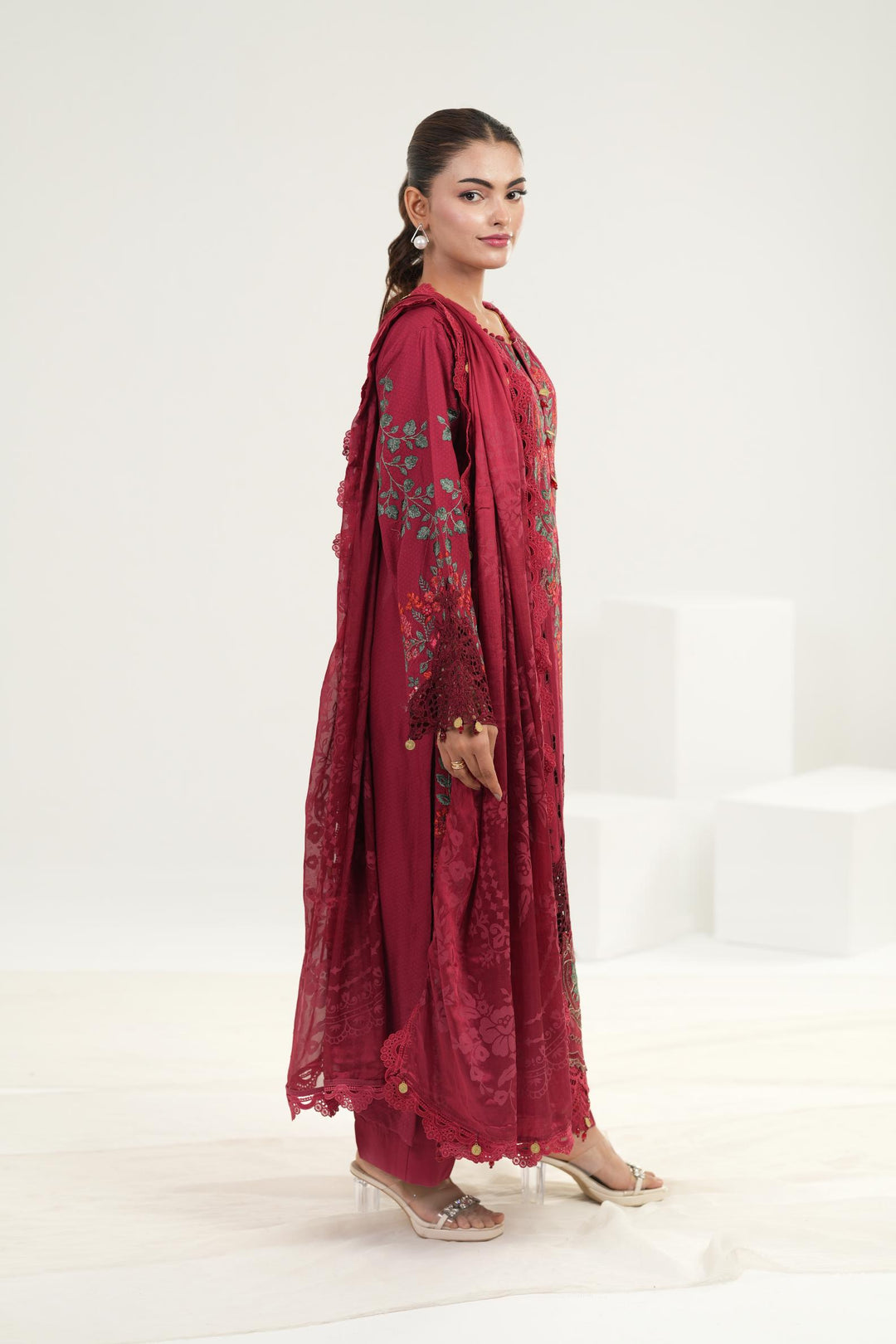 Design 5 - Maria B Luxury Lawn Stitched