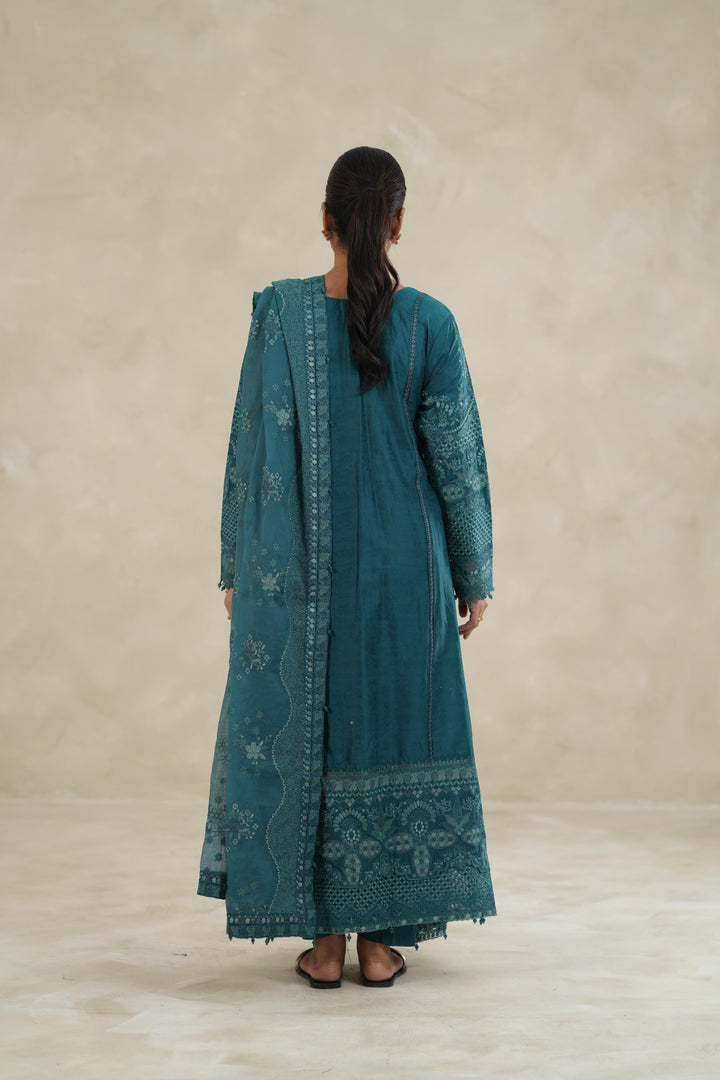 Design 4 - Baroque Eid Luxe Lawn Stitched