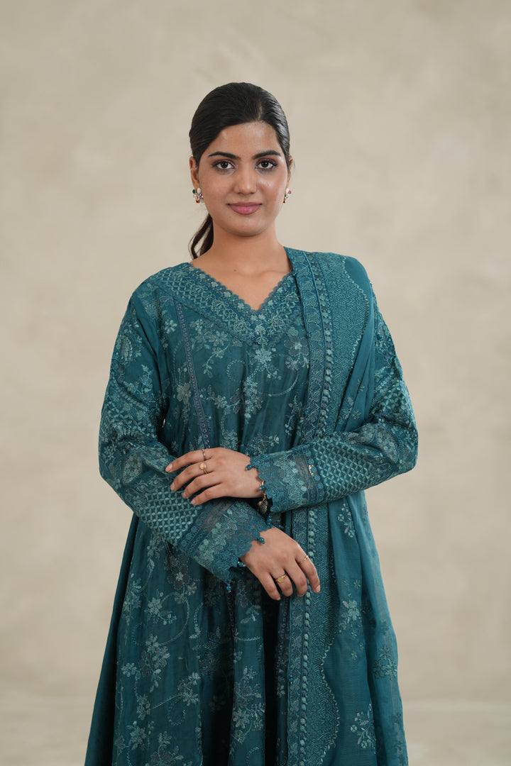 Design 4 - Baroque Eid Luxe Lawn Stitched