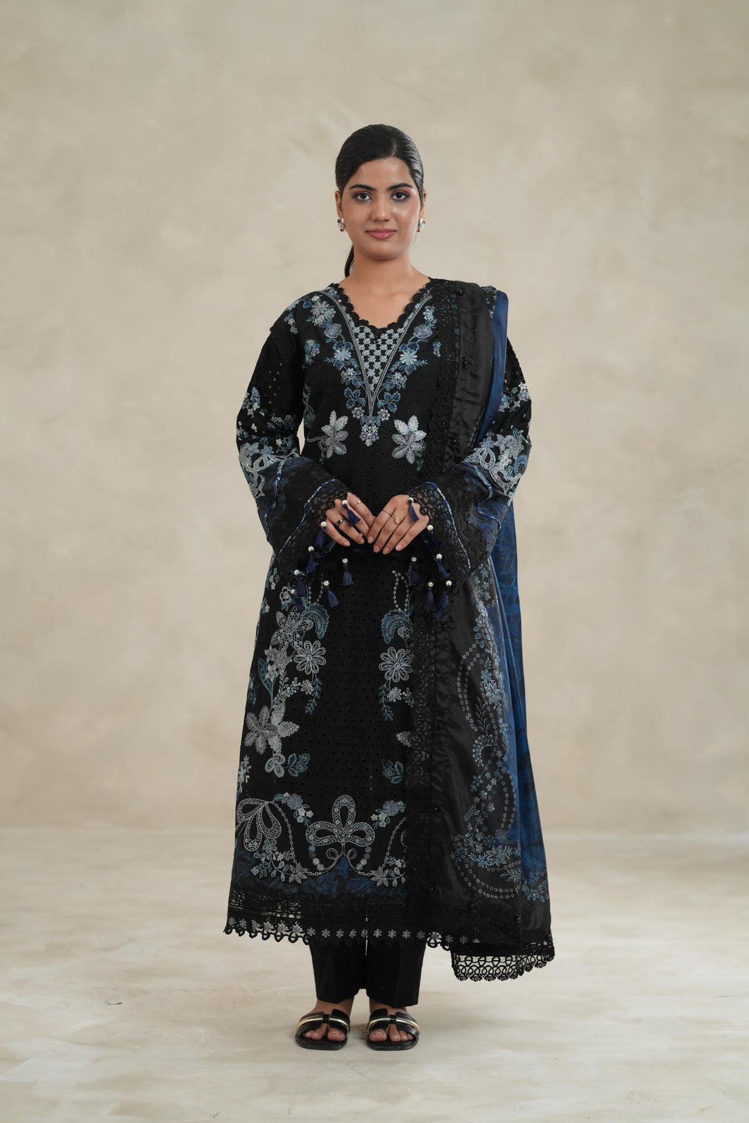 Design 8 - Baroque Eid Luxe Lawn Stitched