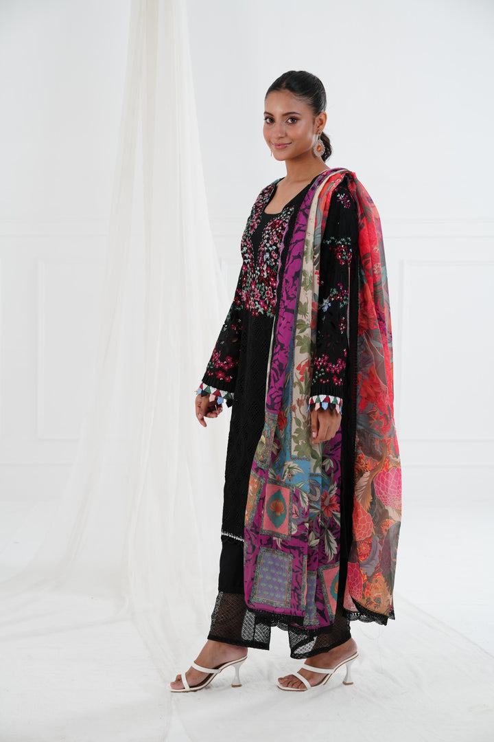 Elva - Afrozeh Luxury Lawn Stitched