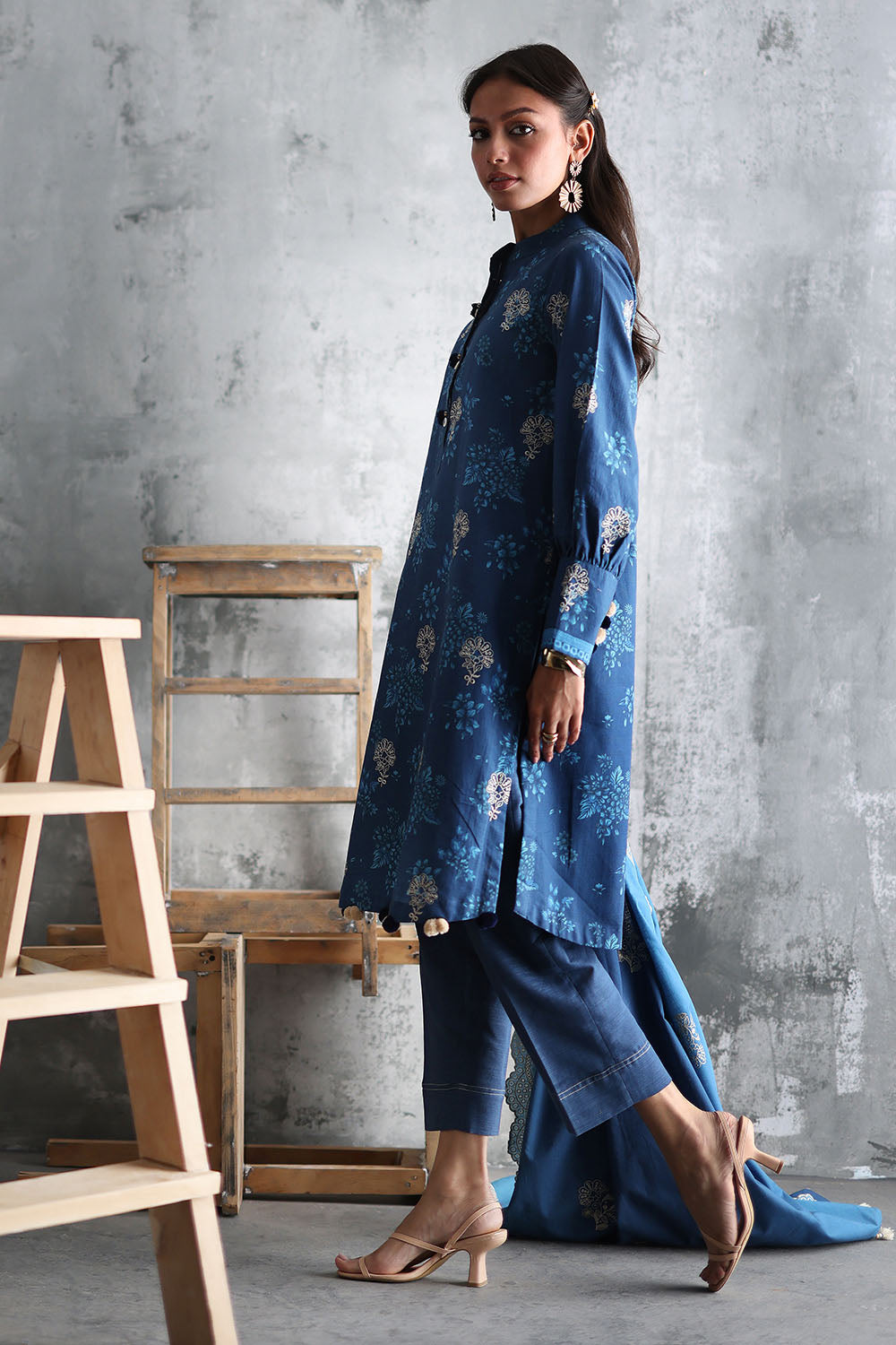 Khaddar Embroidered & Printed Royal Blue Unstitched Suit - Gul Ahmed