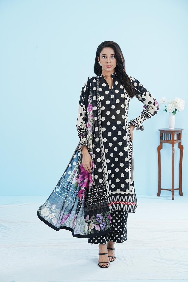 Lawn Black Stitched Suit - Elaf