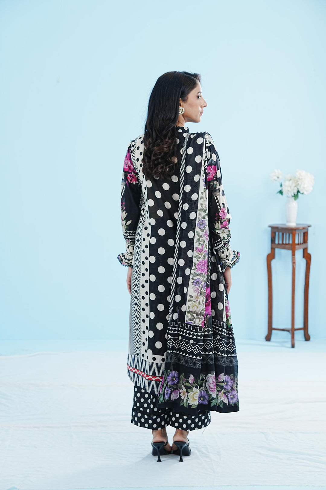 Lawn Black Stitched Suit - Elaf