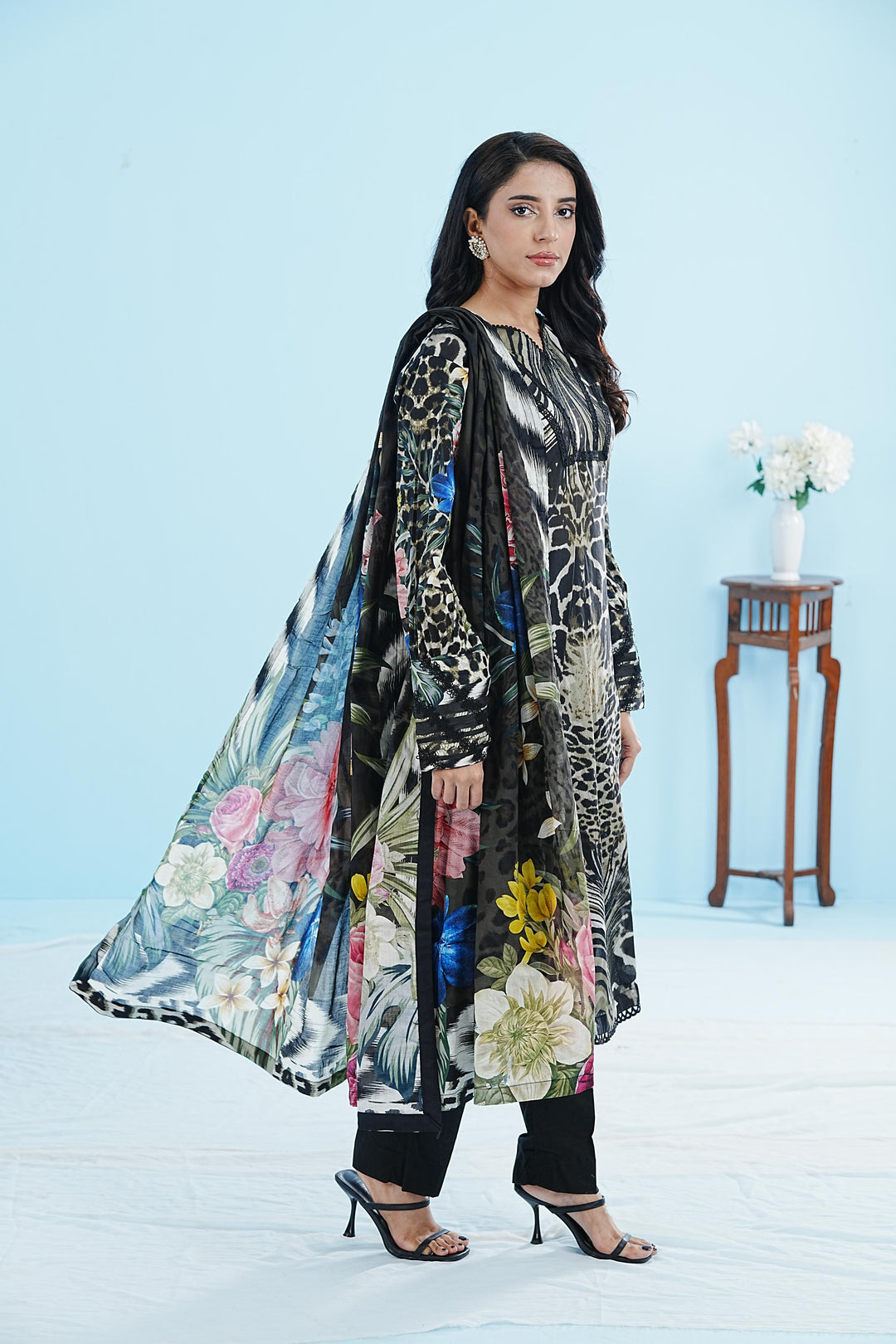 Lawn Black Stitched Suit - Elaf