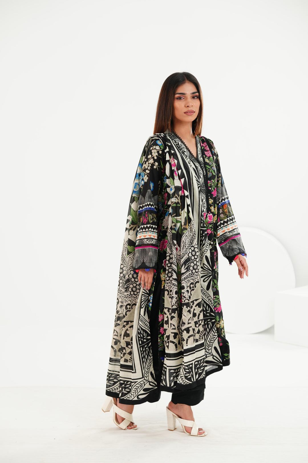 Lawn Black Stitched Suit - Elaf