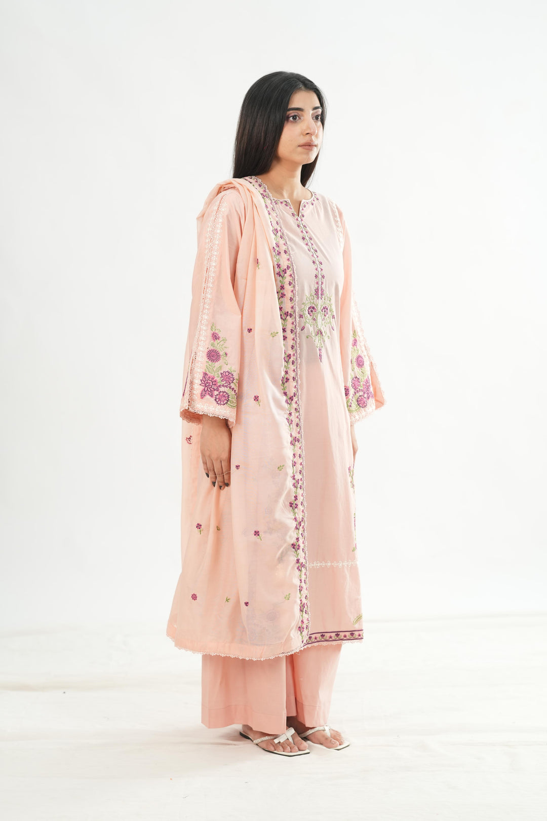 Design 1 - Mahnur Fiona Lawn Stitched