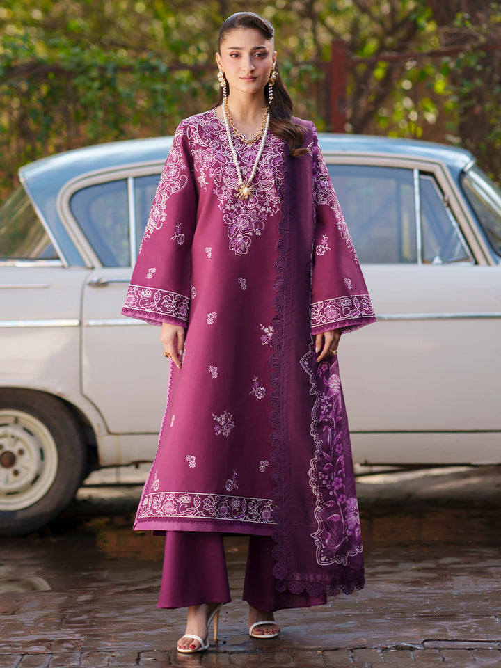Design 10 - Mahnur Fiona Lawn Stitched