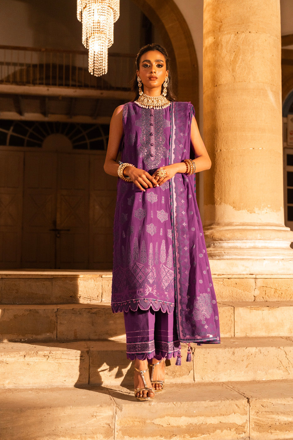 Embroidered Jacquard Purple 3 Piece Suit - Al Karam