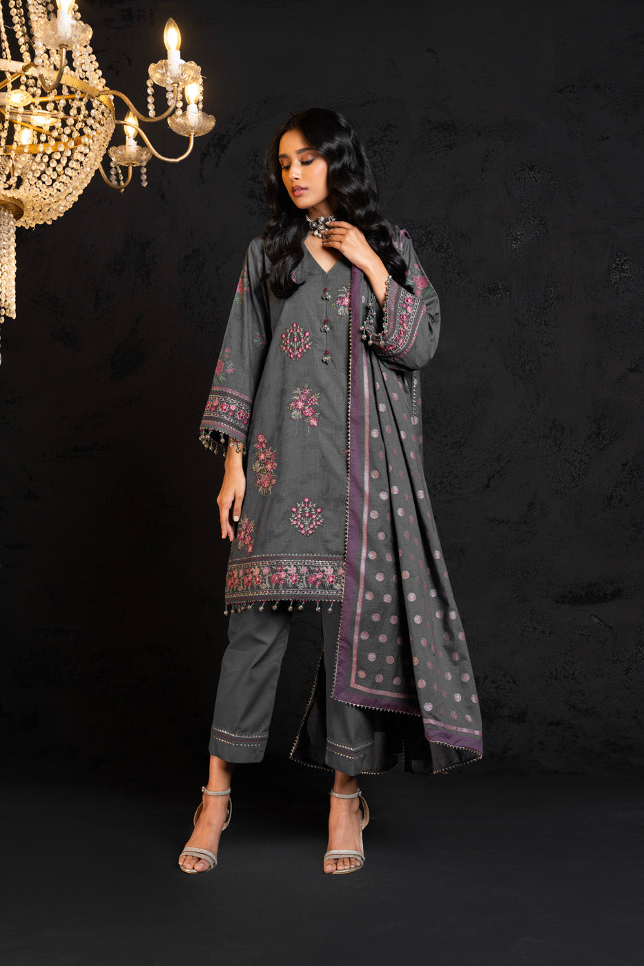 Embroidered Jacquard Grey 3 Piece Suit - Al Karam