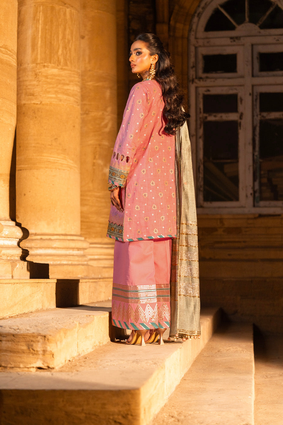 Embroidered Two Way Slub Tea Pink 3 Piece Suit - Al Karam