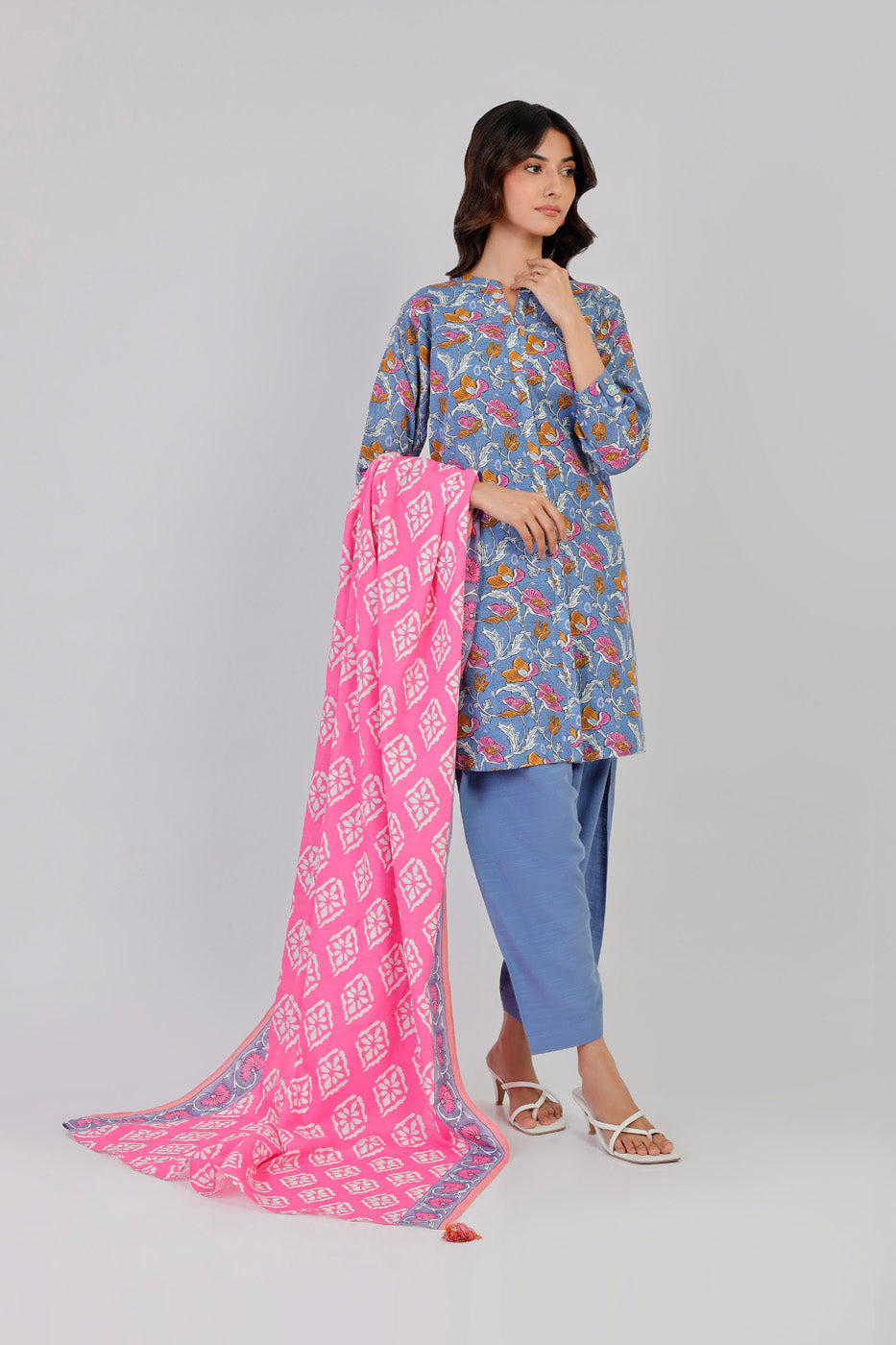 Printed Khaddar Grey Unstitched Suit - Alkaram