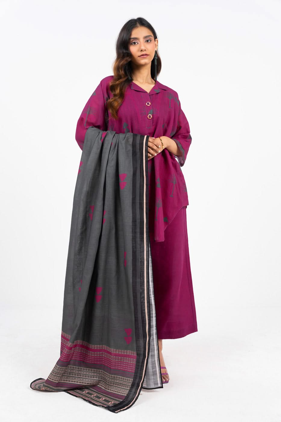 Printed Khaddar Suit Fuchsia Unstitched Suit - Alkaram