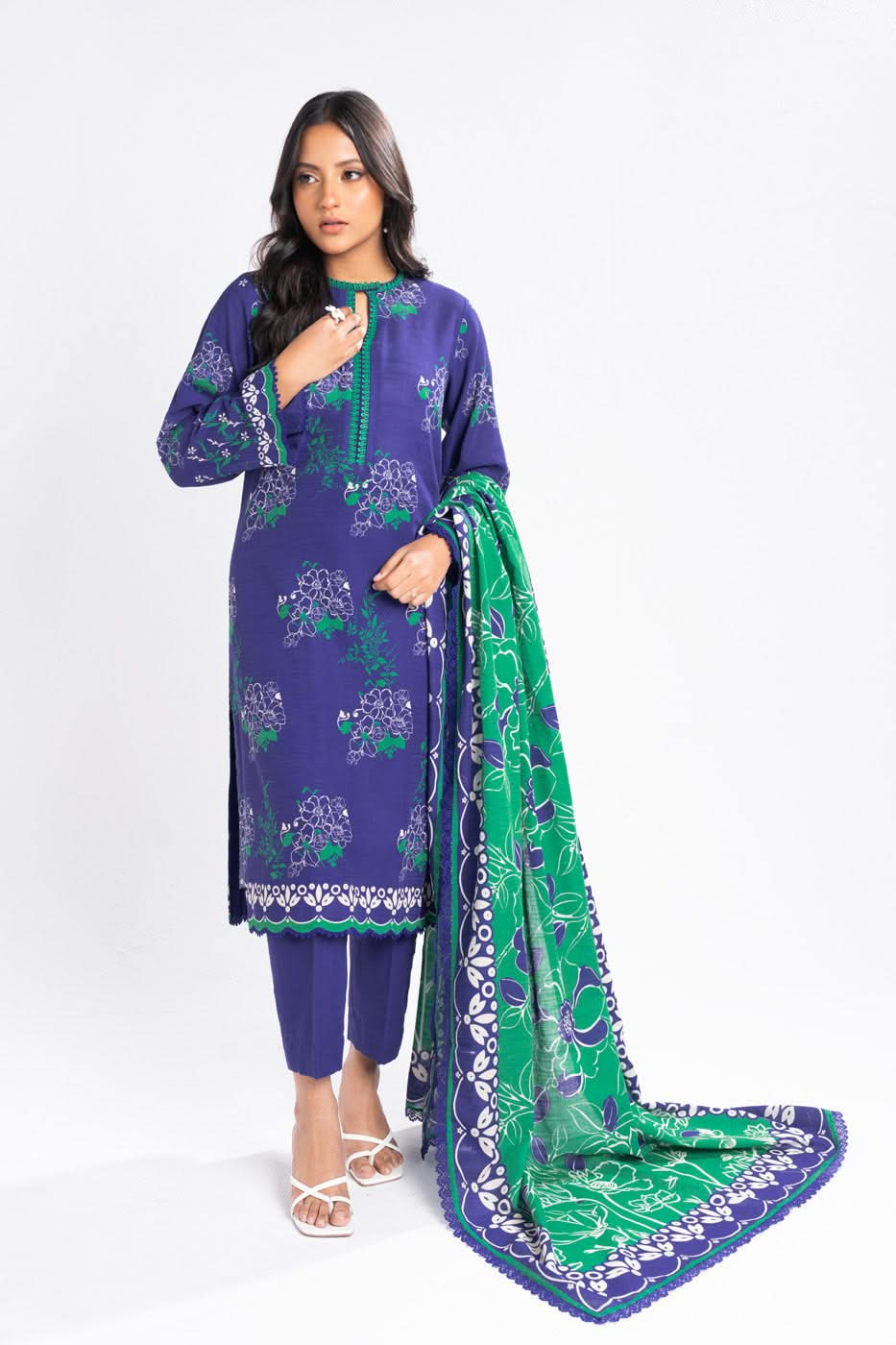 Printed Khaddar Suit Blue Unstitched Suit - Alkaram