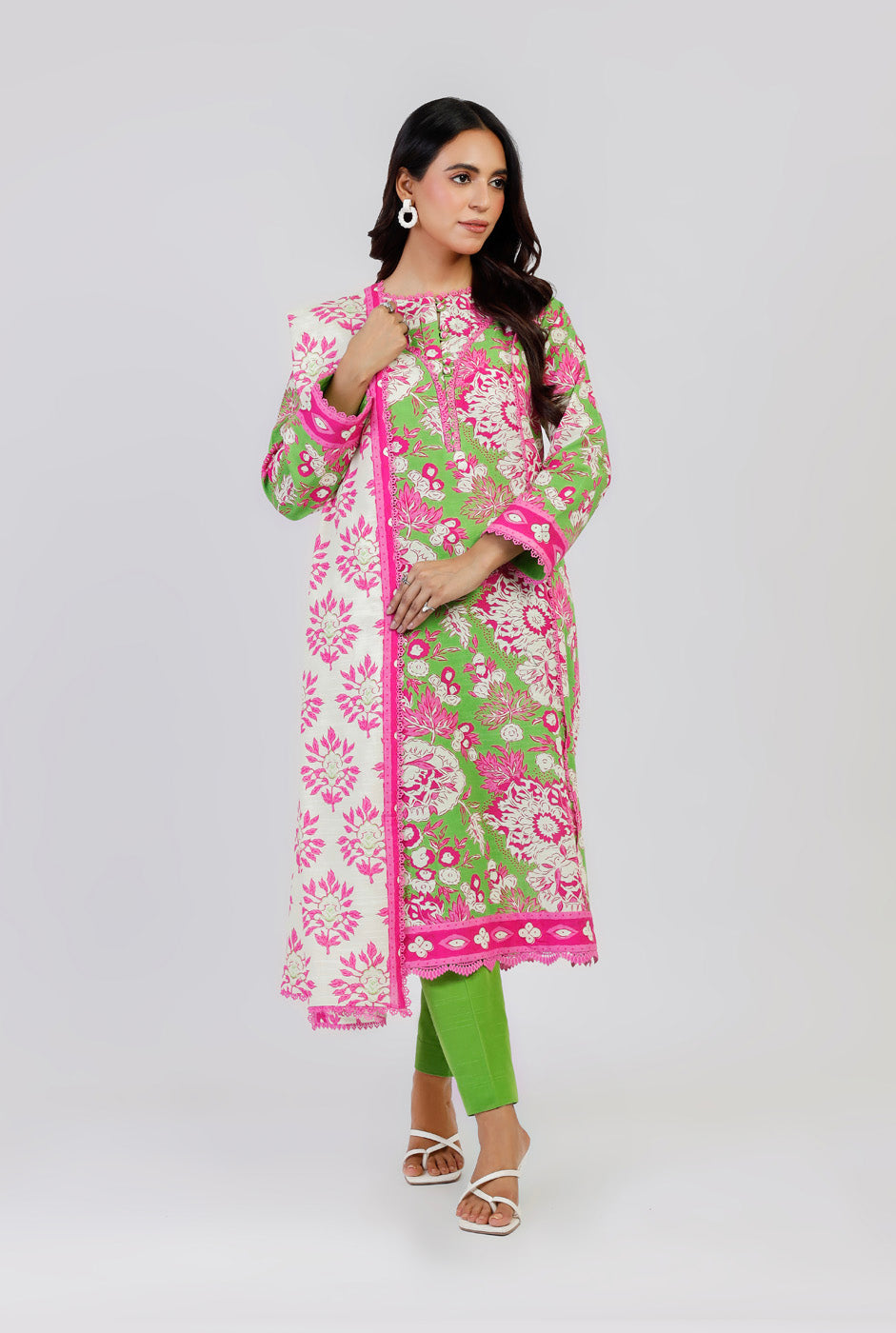 Printed Light Khaddar Green Unstitched Suit - Alkaram