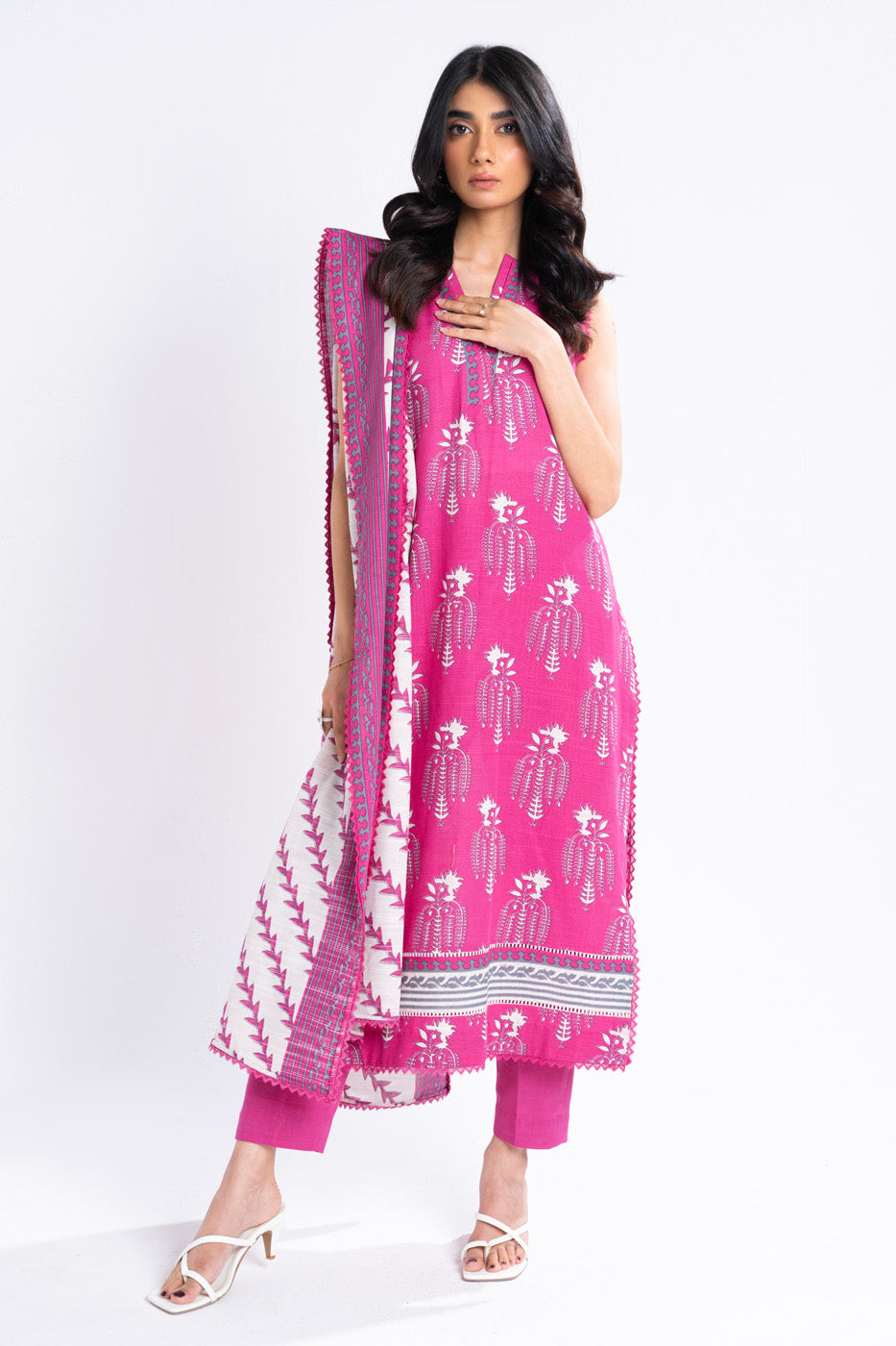 Printed Khaddar Pink Unstitched Suit - Alkaram