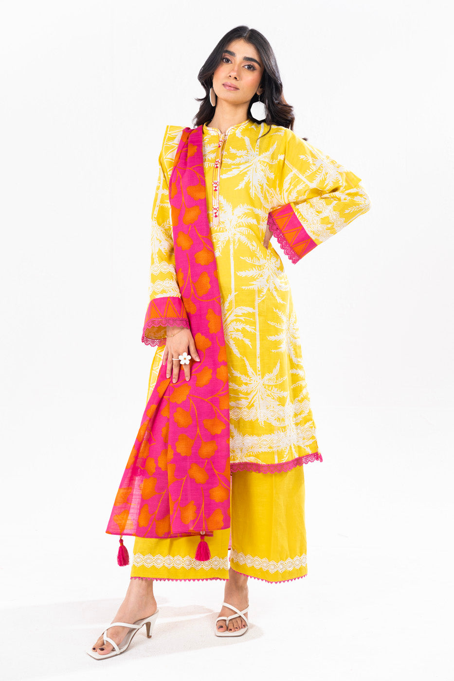 Printed Khaddar Yellow Unstitched Suit - Alkaram