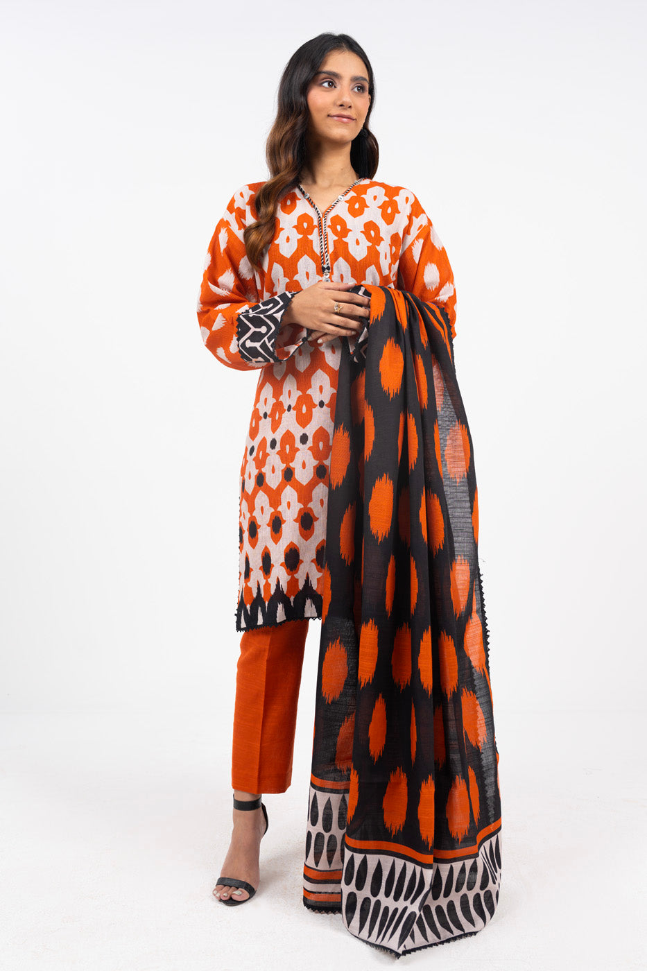 Printed Khaddar Orange Unstitched Suit - Alkaram