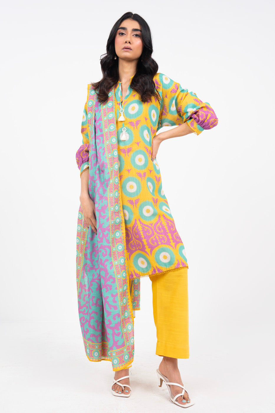 Printed Khaddar Yellow Unstitched Suit - Alkaram