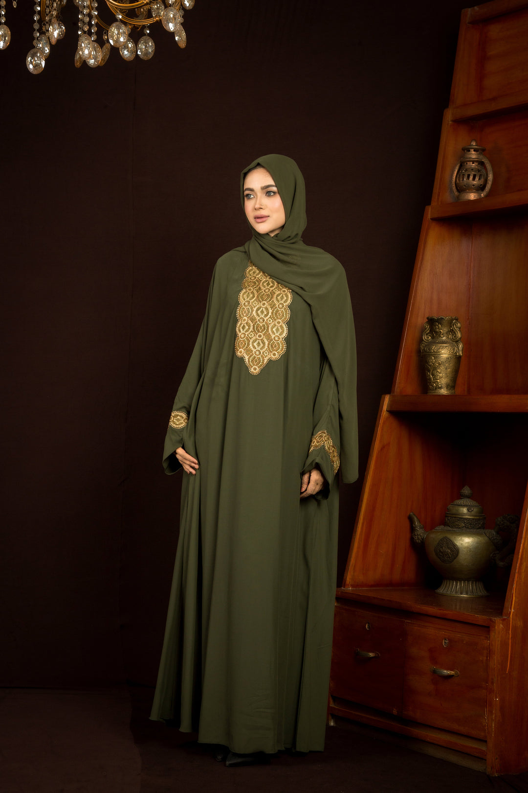 Zahara Olive Abaya