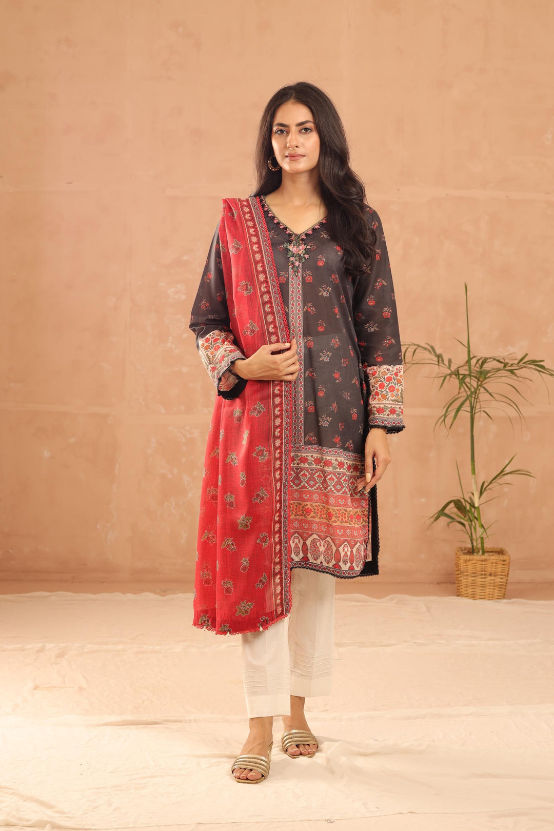 Design 17A - Sana Safinaz Mahay Stitched Festive