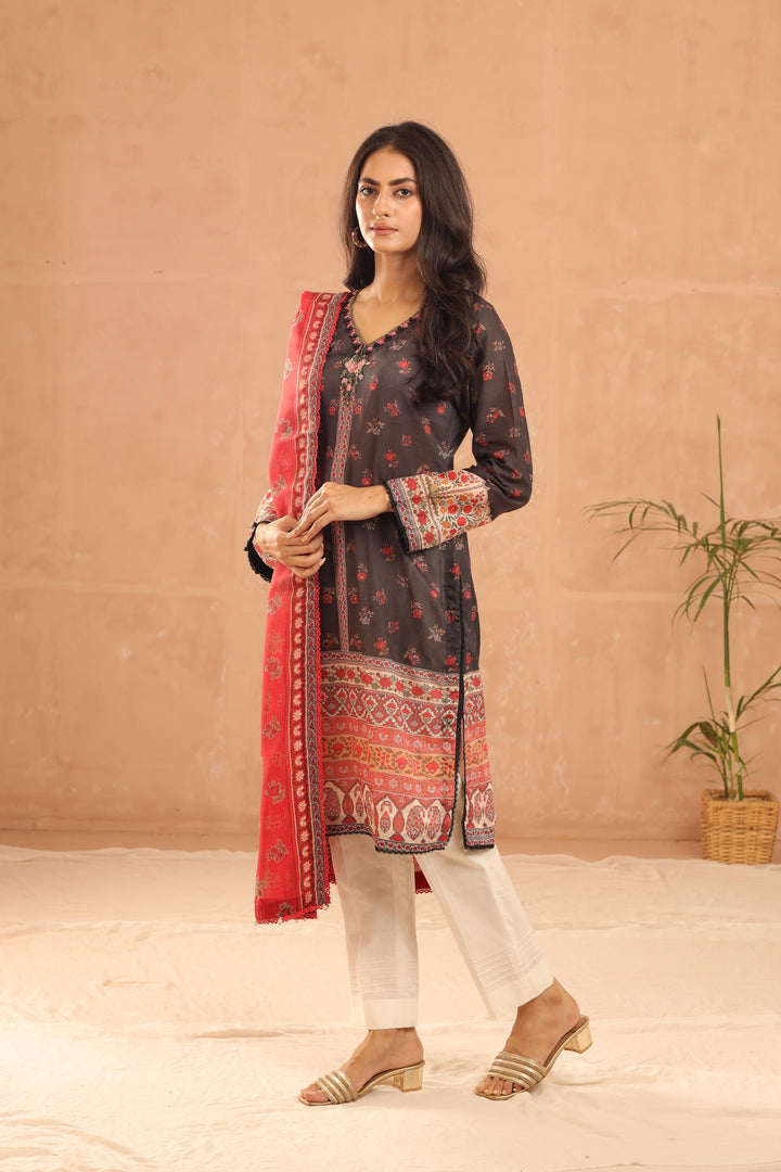 Design 17A - Sana Safinaz Mahay Stitched Festive